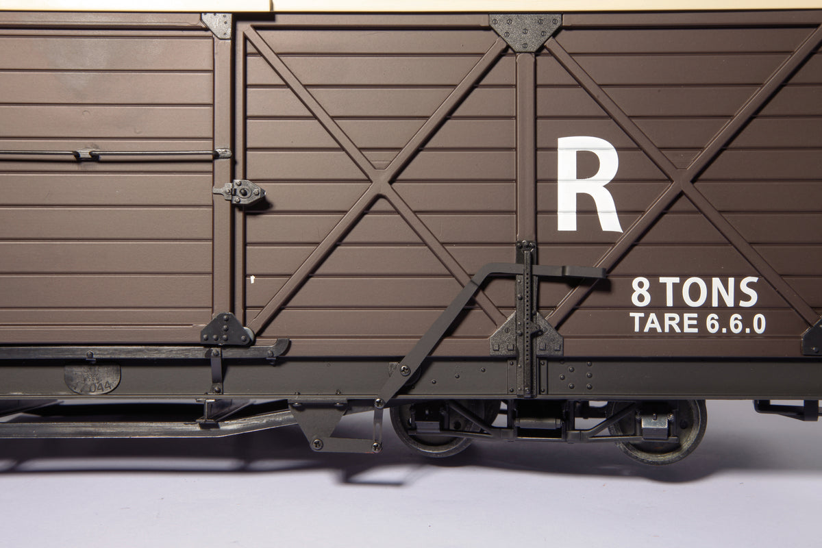 Lynton & Barnstaple ‘Howard’ bogie goods van Accucraft R19-25A ...